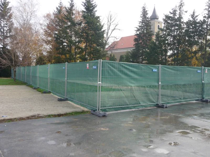 Oplotenie stavieb a rekonštrukcií — JF FENCE mobilné oplotenie