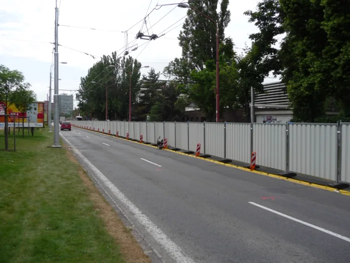 Plné oplotenie v mestách — JF FENCE mobilné oplotenie