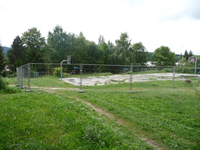 Oplotenie stavieb a rekonštrukcií — JF FENCE mobilné oplotenie